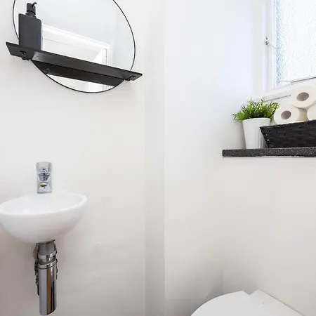 Trendy 4 Bed Apartment Near Vibrant Shoreditch W Balcony And Walking Distance To Tube Londres Exterior foto