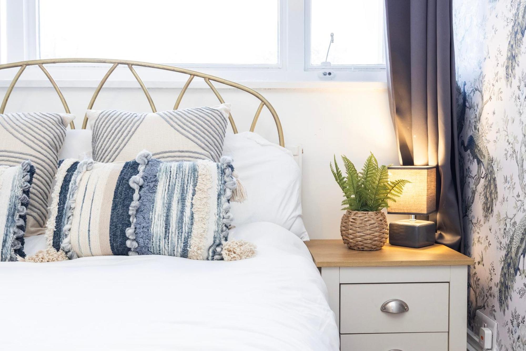 Trendy 4 Bed Near Vibrant Shoreditch W Balcony And Walking Distance To Tube Apartamento Londres